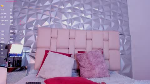 Snapshot of natasha__garcia chatting on October 6, 2025, 3:37 am N A T A S H A online show from October 6, 2025, 3:37 am