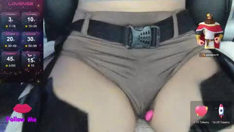 Natasha online show from October 31, 2025, 4:13 am