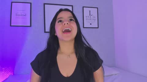Snapshot of natasha_harpper chatting on February 13, 2025, 12:32 pm Natasha online show from February 13, 2025, 12:32 pm