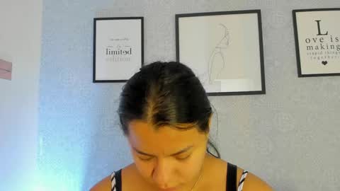 Snapshot of natasha_harpper chatting on October 6, 2025, 11:18 am Natasha online show from October 6, 2025, 11:18 am
