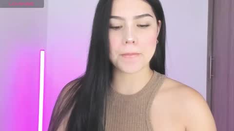 Snapshot of natasha_su chatting on February 13, 2026, 10:17 pm Natalia online show from February 13, 2026, 10:17 pm