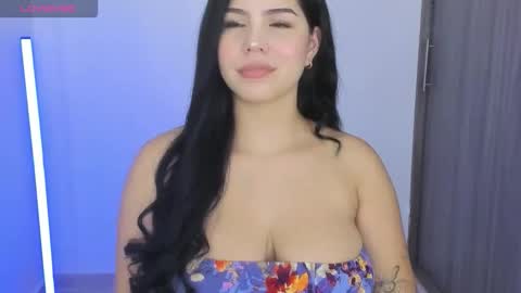 Snapshot of natasha_su chatting on February 19, 2026, 5:47 am Natalia online show from February 19, 2026, 5:47 am