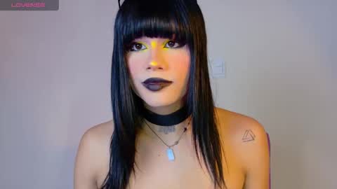 Natahsa  online show from October 2, 2025, 5:25 am