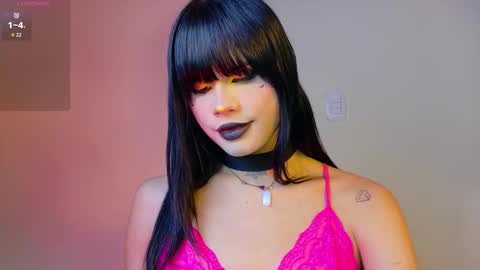 Natahsa  online show from October 17, 2025, 6:05 am