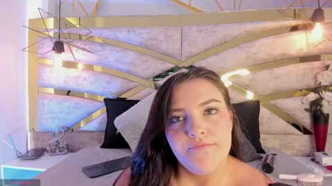 natashaa_romano online show from June 2, 2026, 11:45 am