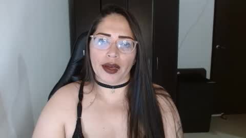 Snapshot of natashasmithe chatting on October 28, 2025, 2:59 am Natasha Smithe online show from October 28, 2025, 2:59 am