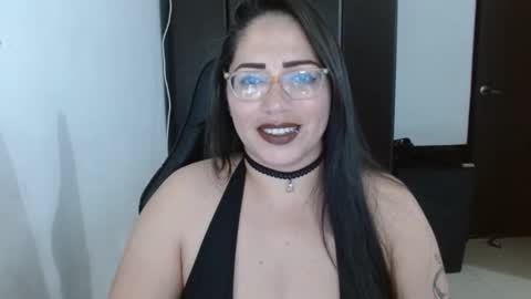 Snapshot of natashasmithe chatting on November 9, 2025, 8:29 pm Natasha Smithe online show from November 9, 2025, 8:29 pm