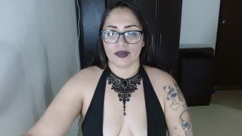 Snapshot of natashasmithe chatting on August 8, 2026, 12:24 am Natasha Smithe online show from August 8, 2026, 12:24 am