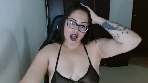Snapshot of natashasmithe chatting on August 9, 2026, 1:51 am Natasha Smithe online show from August 9, 2026, 1:51 am