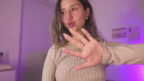 Natasha Independent model online show from April 4, 2026, 5:06 am