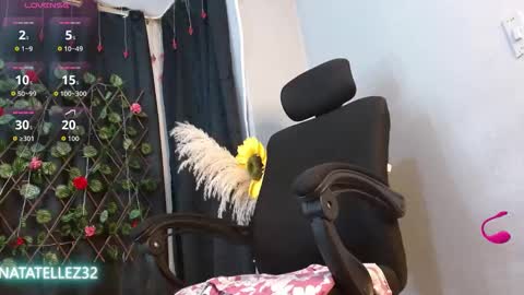 NataTellez online show from November 23, 2025, 2:28 pm