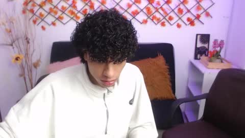 Snapshot of nate_and_jules chatting on November 15, 2025, 4:43 am Nate Jules online show from November 15, 2025, 4:43 am