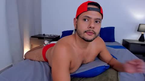 Snapshot of nate_ocean chatting on February 3, 2026, 6:40 am Nate Ocean online show from February 3, 2026, 6:40 am