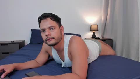 Snapshot of nate_ocean chatting on February 15, 2026, 2:52 am Nate Ocean online show from February 15, 2026, 2:52 am