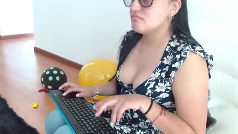 nath_dawson online show from December 15, 2024, 2:05 pm