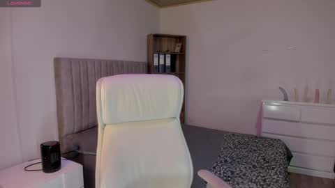 Snapshot of nathaaly_sky chatting on March 11, 2025, 10:40 am nathaly sky online show from March 11, 2025, 10:40 am