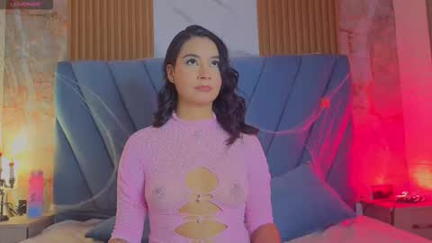 Nathalia koch online show from October 18, 2025, 7:25 pm