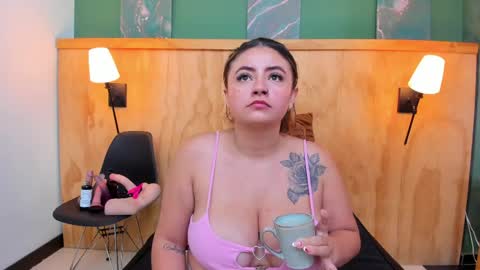 nathalie rossel online show from May 31, 2026, 12:12 pm