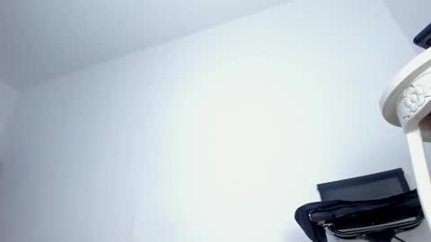 Snapshot of nathalyts19 chatting on February 16, 2026, 9:22 pm Nathaly online show from February 16, 2026, 9:22 pm