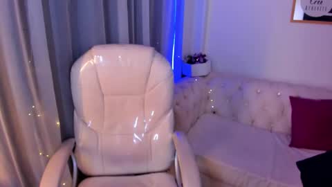 Snapshot of nathalyy_ds chatting on October 5, 2025, 7:28 am nathalyy_ds online show from October 5, 2025, 7:28 am