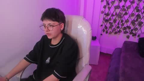 nathalyy_ds online show from February 27, 2026, 9:15 pm