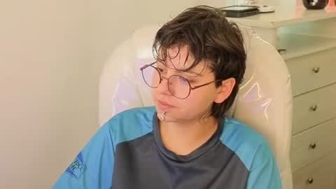 nathalyy_ds online show from July 19, 2026, 2:32 pm
