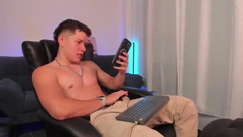 Snapshot of nathan_blake_ chatting on September 21, 2025, 7:37 pm Nathan online show from September 21, 2025, 7:37 pm