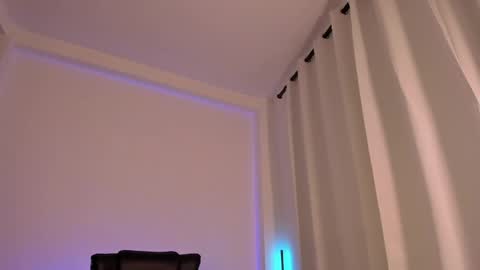 Snapshot of nathan_blake_ chatting on September 24, 2025, 11:19 pm Nathan online show from September 24, 2025, 11:19 pm