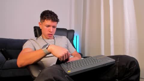 Snapshot of nathan_blake_ chatting on October 2, 2025, 8:16 pm Nathan online show from October 2, 2025, 8:16 pm