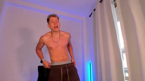 Snapshot of nathan_blake_ chatting on October 13, 2025, 6:41 pm Nathan online show from October 13, 2025, 6:41 pm