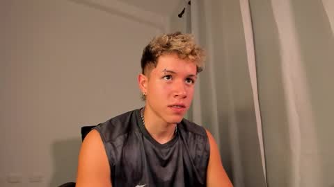 Snapshot of nathan_blake_ chatting on November 19, 2025, 9:26 pm Nathan online show from November 19, 2025, 9:26 pm