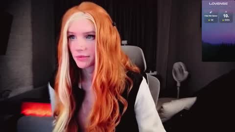 Snapshot of nathan_lucas chatting on November 16, 2025, 11:54 pm This name is so sexy you cant pronounce it. online show from November 16, 2025, 11:54 pm