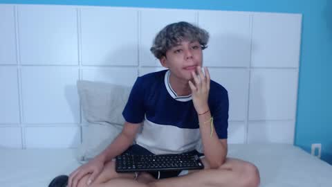 Snapshot of nathanbell1 chatting on September 11, 2025, 10:04 am nathanbell1 online show from September 11, 2025, 10:04 am