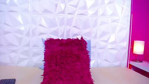 Snapshot of nathasha20_ chatting on December 7, 2024, 8:05 pm natasha online show from December 7, 2024, 8:05 pm