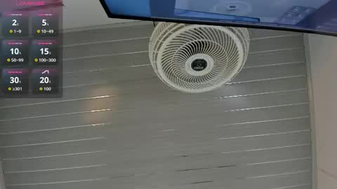 Snapshot of nathie_hott chatting on November 27, 2025, 1:51 am Nathie online show from November 27, 2025, 1:51 am