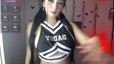 Snapshot of nati_kitty chatting on October 25, 2025, 5:04 am Nati kitty online show from October 25, 2025, 5:04 am