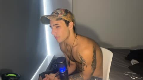Snapshot of native_boy2 chatting on March 30, 2026, 9:38 pm native_boy2 online show from March 30, 2026, 9:38 pm