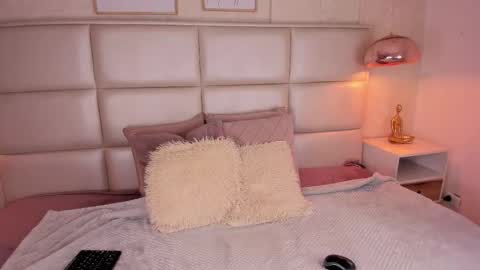 Natt  online show from October 22, 2025, 1:00 pm