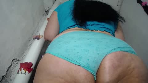 natalia online show from November 19, 2025, 12:10 am