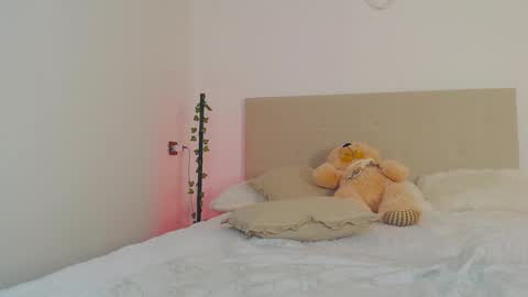 Snapshot of natural_meri_ chatting on December 2, 2024, 4:42 pm Meri online show from December 2, 2024, 4:42 pm