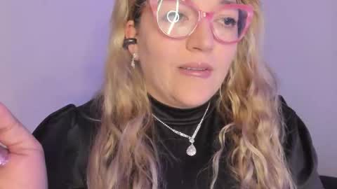 Nataly online show from December 21, 2025, 8:05 pm