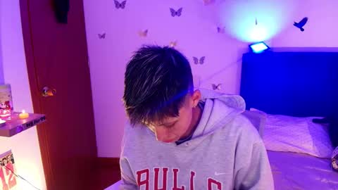 Fernanda online show from November 26, 2025, 7:20 am