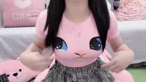 Kiki online show from September 13, 2025, 2:22 am