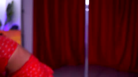 Snapshot of natydesiree chatting on December 13, 2025, 7:53 pm Naty online show from December 13, 2025, 7:53 pm