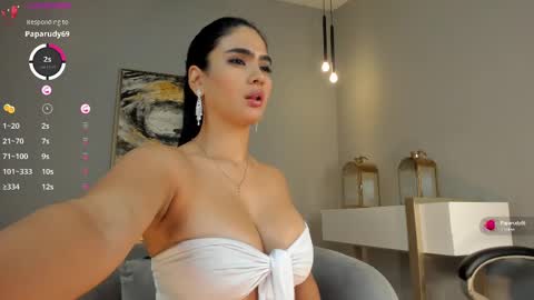 Snapshot of natyferrer chatting on February 19, 2025, 1:39 pm Naty Ferrer online show from February 19, 2025, 1:39 pm