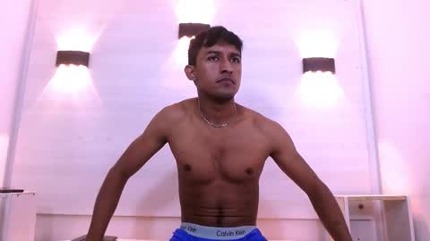 Snapshot of natzuki_ chatting on October 23, 2025, 11:42 am natzuki_ online show from October 23, 2025, 11:42 am