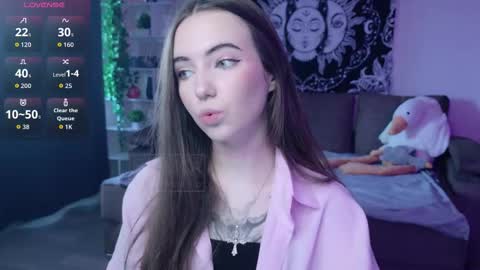 Snapshot of naugghtynikki chatting on September 15, 2025, 5:51 am Nikki online show from September 15, 2025, 5:51 am