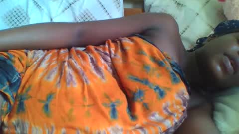 Snapshot of naughtisexy chatting on April 15, 2026, 7:15 am naughtisexy online show from April 15, 2026, 7:15 am