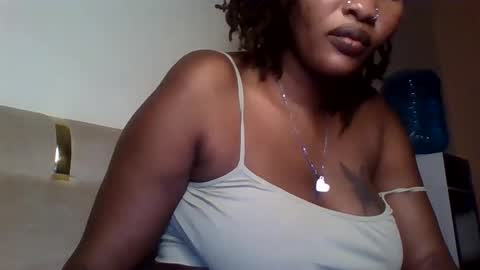 naughty8779 online show from May 25, 2026, 6:58 pm