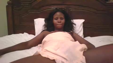 alisha online show from October 25, 2025, 5:04 am